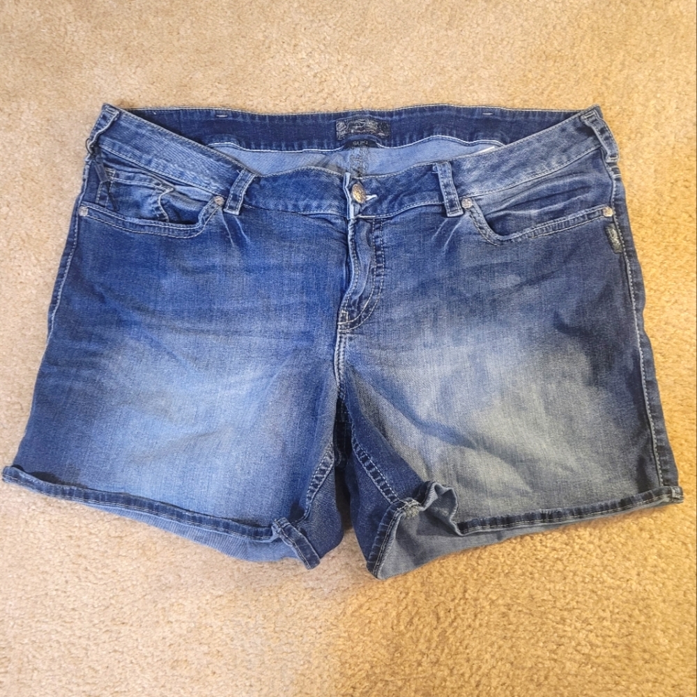 Silver Suki Mid Jeans Shorts